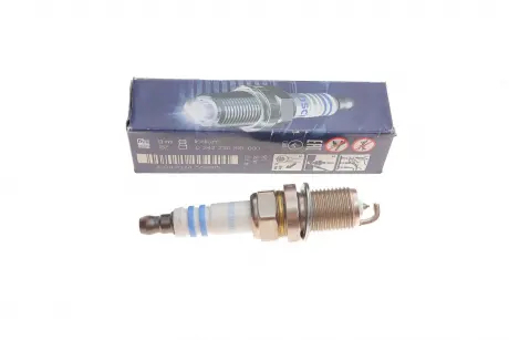 Свічка FR8KI33V BOSCH 0242230519