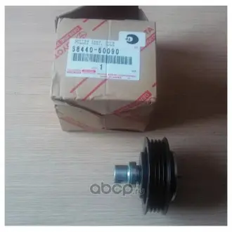 Ролик ременя TOYOTA 8844060090