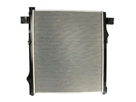 Радиатор охлаждения NISSENS 61030 (фото 1)