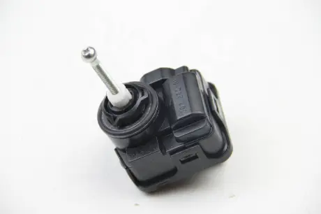 Корректор фары AUDI / VW / DAEWOO HELLA 6NM 007 282-211