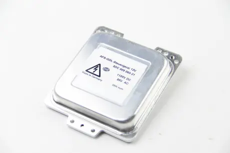 Фото 1 - елемент фари HELLA 5DC009060211 Елемент фари HELLA 5DC009060211 (фото 1)