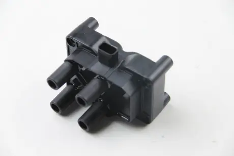 Катушка зажигания FIESTA / FOCUS / MONDEO / S40 1.4 / 1.6 01- HELLA 5DA193175-791