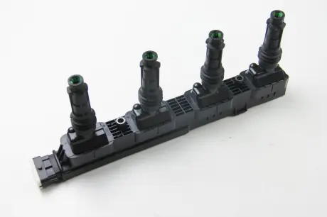 Катушка зажигания ASTRA / CORSA 1.2 / 1.4 / 1.4LPG 00- HELLA 5DA193175-861