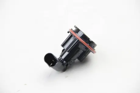 Автолампа з патроном BMW E39 / E83 / E64 / E87 HELLA 9DX153746011