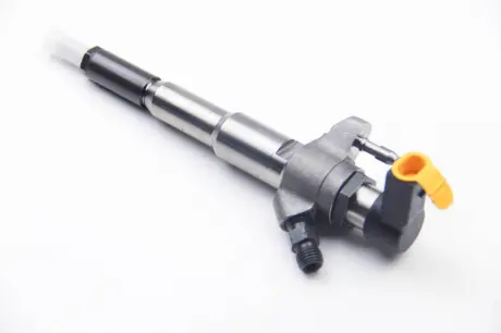 Форсунка Master / Movano 2.3dCi 14- RENAULT 166000372R