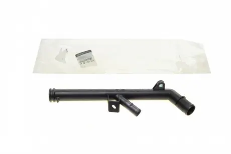 Патрубок-трубка системы охлаждения K4J / K4M RENAULT 8200134513