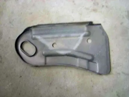 Кріплення крила метал нижнє L Geely EC-7 / EC-7RV Aftermarket 106200339702