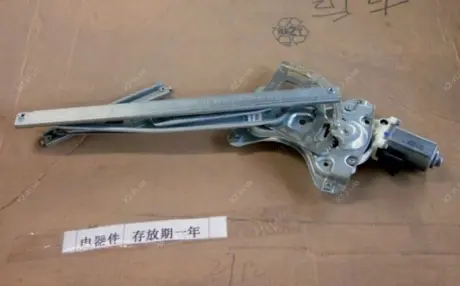 Регулятор стеклоподъемника передний R Geely EX-7 Aftermarket 1018010484