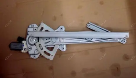 Регулятор стеклоподъемника заднего R Geely EX-7 Aftermarket 1018010486
