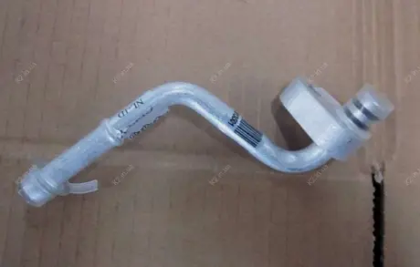 Трубка масляного радиатора металл. Geely EC-8 Aftermarket 1016010374