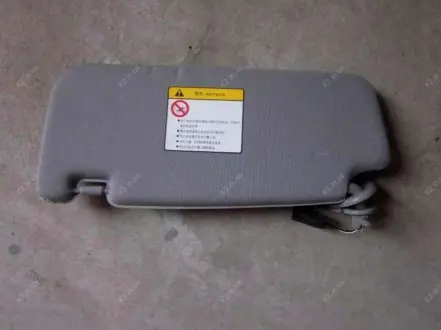 Козирок сонцезахисний R Geely EC-7 / EC-7RV Aftermarket 106800105551433