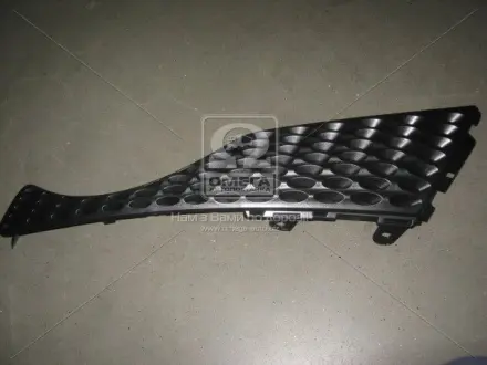 Решітка лев. NIS JUKE TEMPEST 037 0756 911