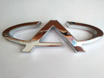 Эмблема решетки радиатора Aftermarket T21-3921505