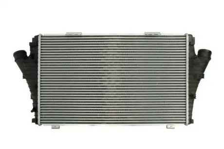 Интеркулер THERMOTEC DAX011TT