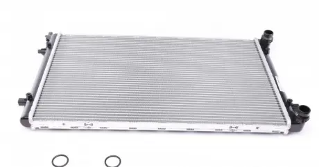 Радиатор 406 mm SKODA / VW Octavia / Caddy / Golf / Jetta / Touran "04 >> MAHLE KNECHT CR30000S