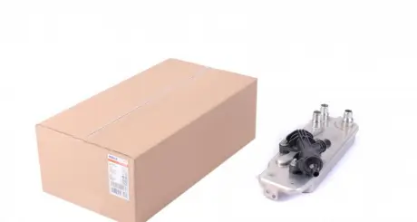 Радиатор масляный BMW 3,0-6,0 "08-16 >> MAHLE KNECHT CLC90000P