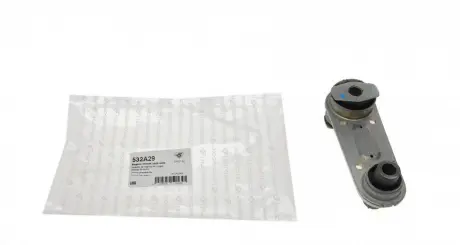 Опора двигателя задняя 2,2dci Renault Espace III HUTCHINSON 532A29