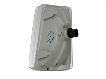 Повторитель поворота TYC 185425052