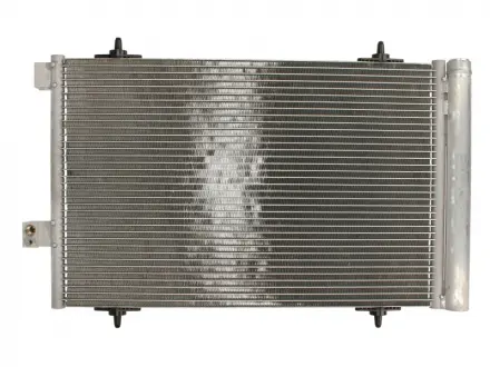 Конденсер кондиционера NISSENS 940239