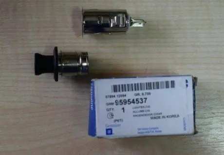 Прикуриватель GM 95954537
