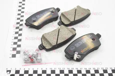 Колодки гальмівні дискові передні Nissan Micra, Note 1.2, 1.5 (06 -) / Suzuki Splash, Swift 1.2, 1.3, 1.5 (05-) NISSHINBO NP9004