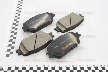 Колодки тормозные дисковые передние Toyota Camry 2.4, 3.0, 3.3 (01-06) NISSHINBO NP1017