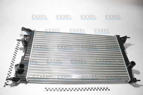 Радиатор охлаждения RENAULT FLUENCE 1,5DCI EXXEL B030.28083 (фото 1)