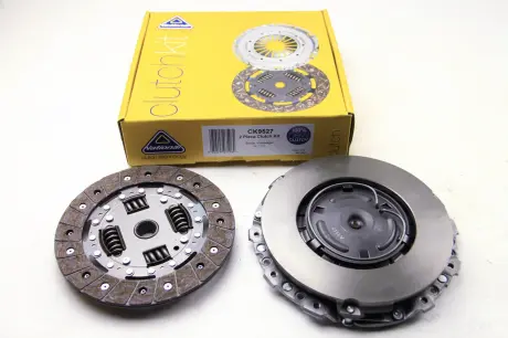 Комплект зчеплення Golf IV / Bora / Octavia I 1.4 i 16V 96- (210mm) NATIONAL CK9527