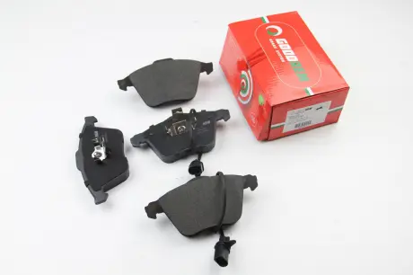 Тормозные колодки перед. Audi A4 / A6 / A8 00- GOODREM RM0129