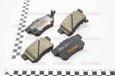 Колодки гальмівні дискові задні Honda Civic 1.4, 1.6, 1.8 (00-05) NISSHINBO NP8001 (фото 1)