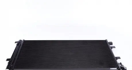 Радиатор кондиционера MAHLE KNECHT AC 630 000S