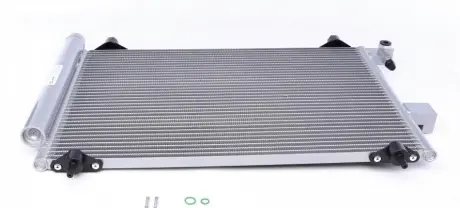 Радиатор кондиционера MAHLE KNECHT AC 585 001S