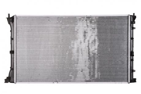 Радиатор охлаждения NRF 58331 (фото 1)