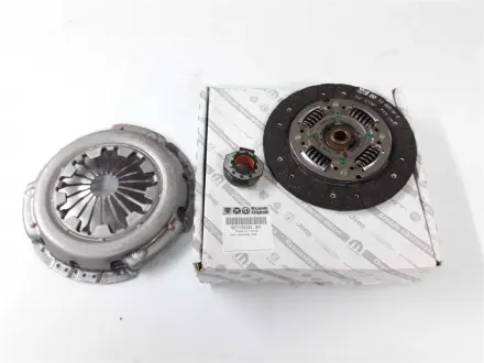 Сцепление комплект D200 1.4 8V ft, 1.6 16V ft Fiat Doblo 00-09, Grande Punto 05-, Linea 07- Fiat/Alfa/Lancia 71752234