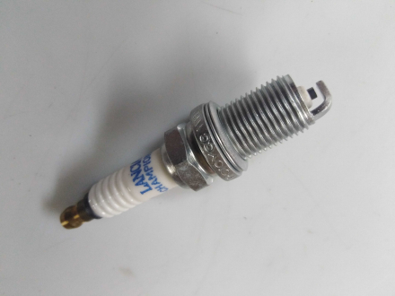 Свічка запалювання Fiat Doblo 1.2i 8v -1.6 16v Bz 2000-2005 1 електрод Fiat/Alfa/Lancia 46551935