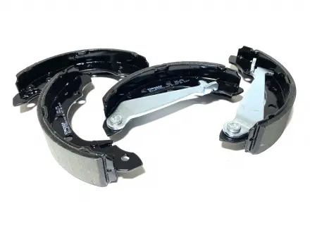 Колодки тормозные задние Chery Amulet / Forza | Geely CK / CK2 BOSCH A11-3502170