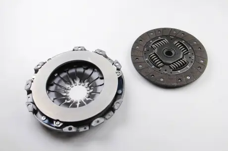 Комплект сцепления Laguna II 1.9 dCi 01- (228mm) (под сплошной маховик) NATIONAL CK10060S