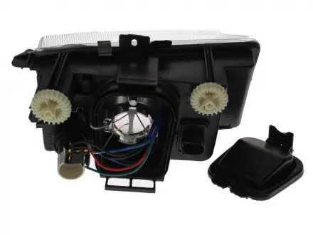 Фара автомобильная TYC 206154152