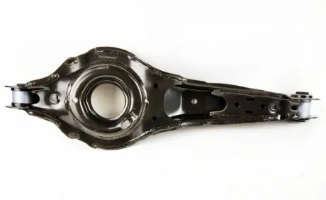 ВАЖІЛЬ ЗАДНЬОЇ ПОДВЕСКИ MAZDA BBP3-28-300C