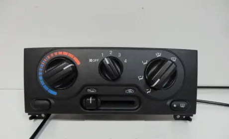 Блок управления кондиционером DAEWOO LANOS без кнопки A / C корр. уп. GM 96273726