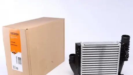 Радиатор интеркулера NRF 30924