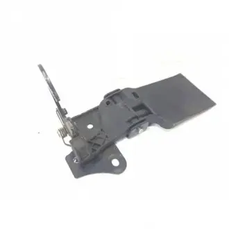 Крюк захватный капота VAG 8U0823480C