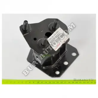 Кронштейн бампера TOYOTA 5202560031