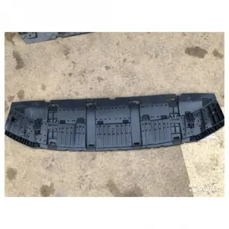 Фото 1 - пластина VAG 8U0807233E Пластина VAG 8U0807233E (фото 1)