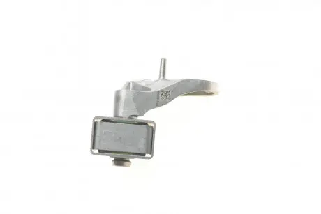 Кронштейн BMW 18208683823