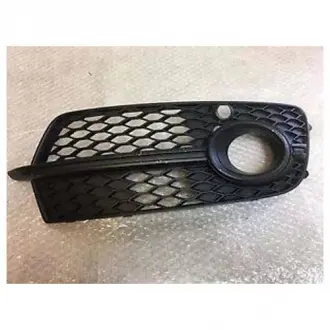 Решетка в бампер права VAG 8R0807682NBJI