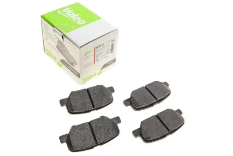 Тормозные колодки дисковые CITROEN / MAZDA / MITSUBISHI / PEUGEOT C4 / 6 / Lancer / Outlander / 4008 "R" 1,6-3,0 Valeo 302152