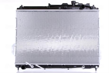 Радиатор охлаждения NISSENS 67527
