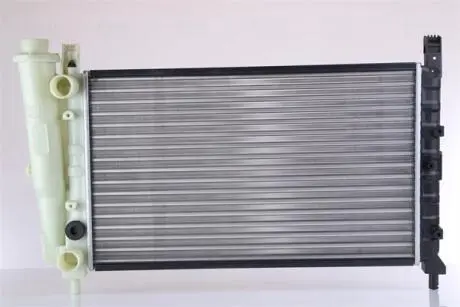 Радиатор охлаждения NISSENS 61852