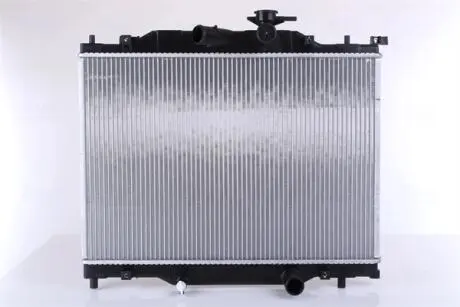 Радиатор охлаждения NISSENS 606110